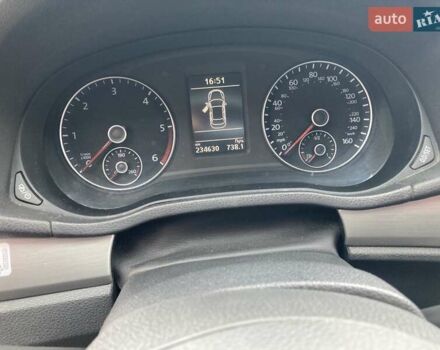 Синий Фольксваген Пассат, объемом двигателя 1.97 л и пробегом 235 тыс. км за 13300 $, фото 13 на Automoto.ua