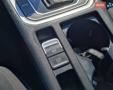 Синій Фольксваген Пассат, об'ємом двигуна 1.4 л та пробігом 96 тис. км за 17440 $, фото 17 на Automoto.ua