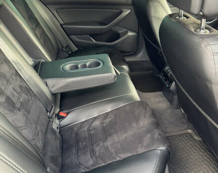 Синий Фольксваген Пассат, объемом двигателя 1.97 л и пробегом 266 тыс. км за 14700 $, фото 23 на Automoto.ua