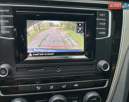 Синий Фольксваген Пассат, объемом двигателя 1.8 л и пробегом 112 тыс. км за 12400 $, фото 23 на Automoto.ua