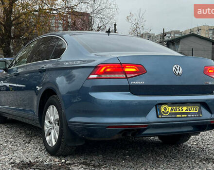 Синий Фольксваген Пассат, объемом двигателя 1.8 л и пробегом 149 тыс. км за 14500 $, фото 3 на Automoto.ua