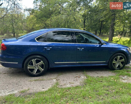 Синій Фольксваген Пассат, об'ємом двигуна 1.8 л та пробігом 112 тис. км за 12400 $, фото 8 на Automoto.ua