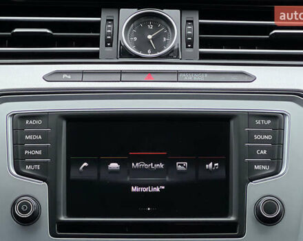 Синий Фольксваген Пассат, объемом двигателя 1.8 л и пробегом 149 тыс. км за 14500 $, фото 12 на Automoto.ua