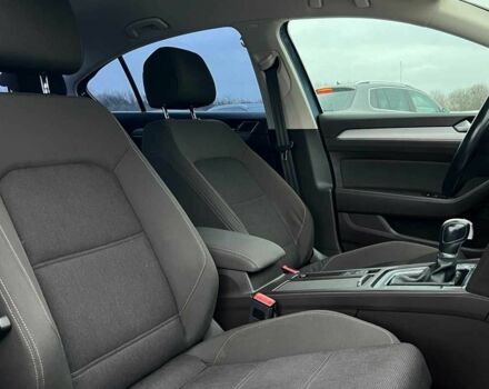 Синий Фольксваген Пассат, объемом двигателя 1.8 л и пробегом 149 тыс. км за 345 $, фото 16 на Automoto.ua