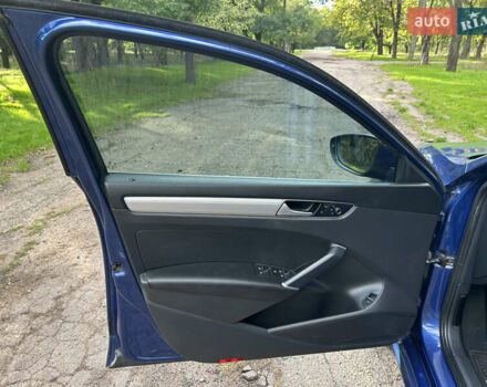 Синій Фольксваген Пассат, об'ємом двигуна 1.8 л та пробігом 112 тис. км за 12400 $, фото 21 на Automoto.ua