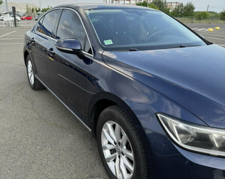 Синий Фольксваген Пассат, объемом двигателя 1.97 л и пробегом 266 тыс. км за 14700 $, фото 4 на Automoto.ua