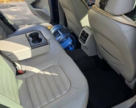 Синій Фольксваген Пассат, об'ємом двигуна 3.6 л та пробігом 155 тис. км за 16000 $, фото 18 на Automoto.ua