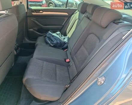 Синій Фольксваген Пассат, об'ємом двигуна 1.4 л та пробігом 96 тис. км за 17440 $, фото 11 на Automoto.ua