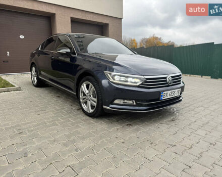 Синий Фольксваген Пассат, объемом двигателя 1.8 л и пробегом 270 тыс. км за 15900 $, фото 2 на Automoto.ua