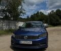 Синий Фольксваген Пассат, объемом двигателя 1.8 л и пробегом 230 тыс. км за 9700 $, фото 1 на Automoto.ua