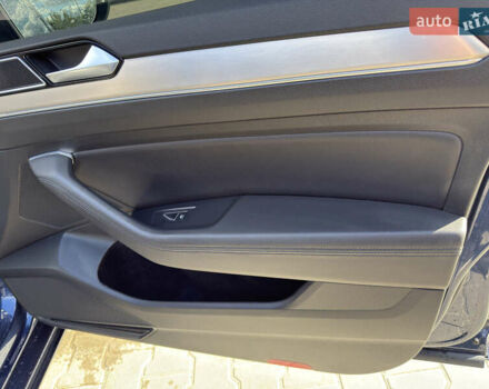 Синій Фольксваген Пассат, об'ємом двигуна 1.8 л та пробігом 157 тис. км за 18000 $, фото 12 на Automoto.ua