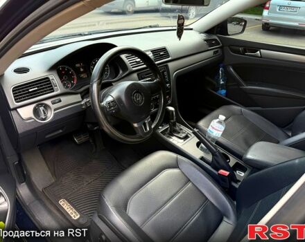 Синий Фольксваген Пассат, объемом двигателя 1.8 л и пробегом 170 тыс. км за 10400 $, фото 8 на Automoto.ua