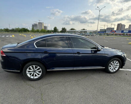 Синий Фольксваген Пассат, объемом двигателя 1.97 л и пробегом 266 тыс. км за 14700 $, фото 1 на Automoto.ua