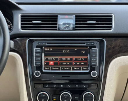 Синій Фольксваген Пассат, об'ємом двигуна 2 л та пробігом 138 тис. км за 12500 $, фото 14 на Automoto.ua