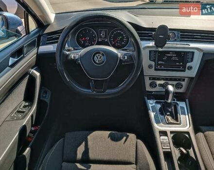 Синій Фольксваген Пассат, об'ємом двигуна 1.4 л та пробігом 96 тис. км за 17440 $, фото 14 на Automoto.ua