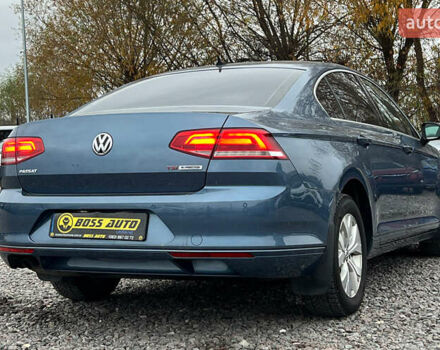 Синий Фольксваген Пассат, объемом двигателя 1.8 л и пробегом 149 тыс. км за 14500 $, фото 5 на Automoto.ua