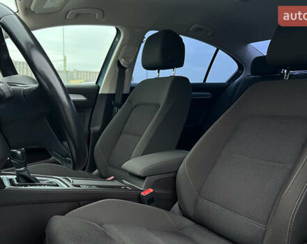 Синий Фольксваген Пассат, объемом двигателя 1.8 л и пробегом 149 тыс. км за 14500 $, фото 6 на Automoto.ua