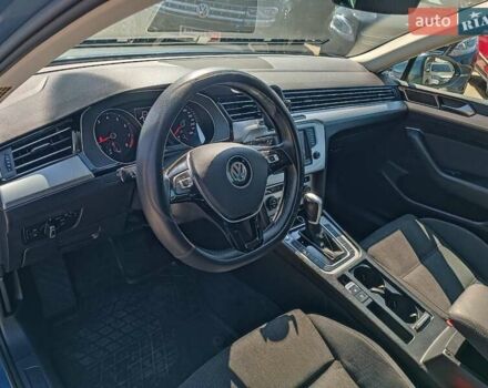 Синій Фольксваген Пассат, об'ємом двигуна 1.4 л та пробігом 96 тис. км за 17440 $, фото 21 на Automoto.ua