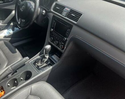 Синій Фольксваген Пассат, об'ємом двигуна 1.8 л та пробігом 118 тис. км за 14000 $, фото 12 на Automoto.ua