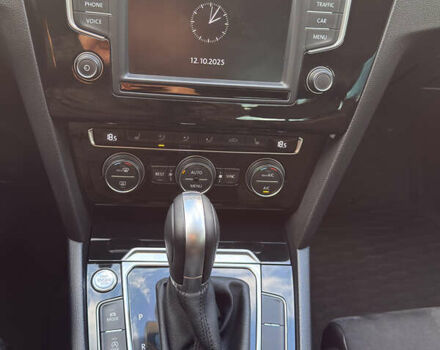 Синій Фольксваген Пассат, об'ємом двигуна 1.8 л та пробігом 157 тис. км за 18000 $, фото 8 на Automoto.ua