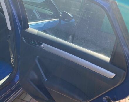 Синий Фольксваген Пассат, объемом двигателя 1.8 л и пробегом 88 тыс. км за 12000 $, фото 7 на Automoto.ua