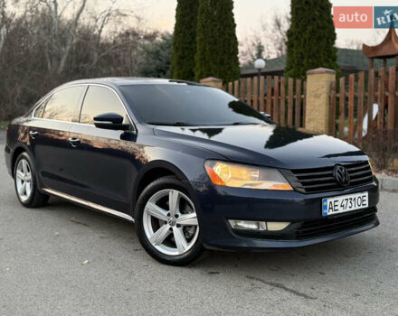 Синій Фольксваген Пассат, об'ємом двигуна 1.8 л та пробігом 215 тис. км за 9700 $, фото 6 на Automoto.ua