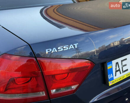 Синий Фольксваген Пассат, объемом двигателя 1.8 л и пробегом 229 тыс. км за 7999 $, фото 21 на Automoto.ua