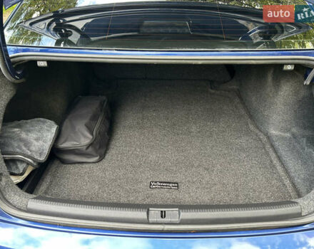 Синій Фольксваген Пассат, об'ємом двигуна 1.8 л та пробігом 112 тис. км за 12400 $, фото 16 на Automoto.ua