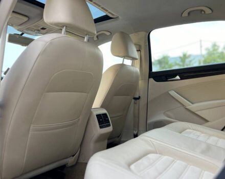 Синій Фольксваген Пассат, об'ємом двигуна 2 л та пробігом 138 тис. км за 12500 $, фото 16 на Automoto.ua