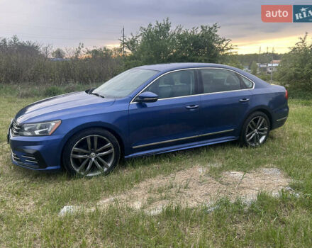 Синій Фольксваген Пассат, об'ємом двигуна 1.8 л та пробігом 270 тис. км за 11800 $, фото 3 на Automoto.ua