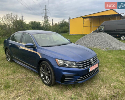 Синій Фольксваген Пассат, об'ємом двигуна 1.8 л та пробігом 270 тис. км за 11800 $, фото 15 на Automoto.ua