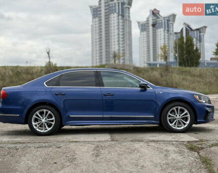 Синий Фольксваген Пассат, объемом двигателя 1.8 л и пробегом 180 тыс. км за 11500 $, фото 9 на Automoto.ua