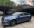 Синий Фольксваген Пассат, объемом двигателя 1.6 л и пробегом 215 тыс. км за 15700 $, фото 1 на Automoto.ua