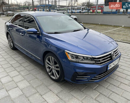 Синий Фольксваген Пассат, объемом двигателя 1.8 л и пробегом 219 тыс. км за 12900 $, фото 5 на Automoto.ua