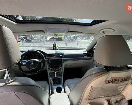 Синий Фольксваген Пассат, объемом двигателя 1.8 л и пробегом 160 тыс. км за 14500 $, фото 5 на Automoto.ua