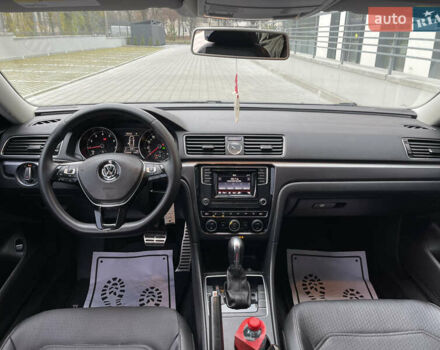 Синий Фольксваген Пассат, объемом двигателя 1.8 л и пробегом 219 тыс. км за 12900 $, фото 14 на Automoto.ua
