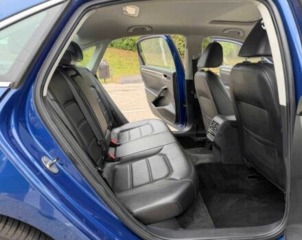 Синий Фольксваген Пассат, объемом двигателя 1.8 л и пробегом 77 тыс. км за 8400 $, фото 10 на Automoto.ua