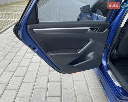 Синий Фольксваген Пассат, объемом двигателя 1.8 л и пробегом 219 тыс. км за 12900 $, фото 26 на Automoto.ua