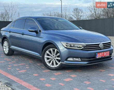 Синій Фольксваген Пассат, об'ємом двигуна 2 л та пробігом 262 тис. км за 16999 $, фото 9 на Automoto.ua