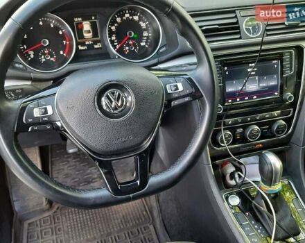 Синий Фольксваген Пассат, объемом двигателя 1.8 л и пробегом 115 тыс. км за 16500 $, фото 6 на Automoto.ua