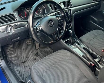 Синий Фольксваген Пассат, объемом двигателя 1.8 л и пробегом 270 тыс. км за 9850 $, фото 7 на Automoto.ua