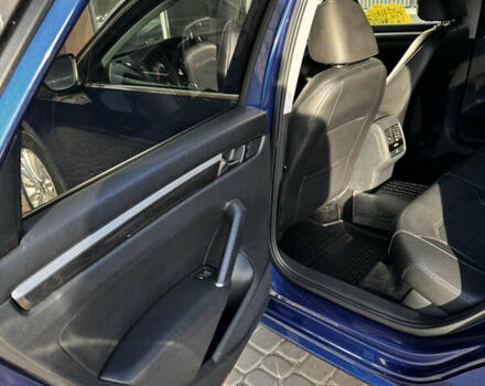 Синий Фольксваген Пассат, объемом двигателя 1.8 л и пробегом 180 тыс. км за 13300 $, фото 18 на Automoto.ua