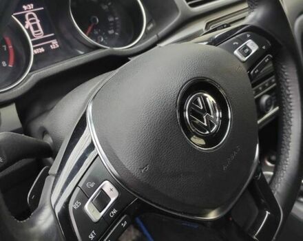 Синий Фольксваген Пассат, объемом двигателя 1.8 л и пробегом 157 тыс. км за 12999 $, фото 7 на Automoto.ua