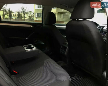 Синий Фольксваген Пассат, объемом двигателя 1.8 л и пробегом 161 тыс. км за 12700 $, фото 20 на Automoto.ua