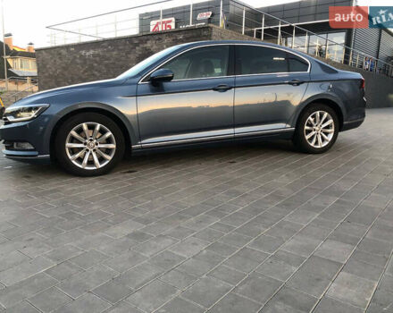 Синій Фольксваген Пассат, об'ємом двигуна 2 л та пробігом 263 тис. км за 16200 $, фото 10 на Automoto.ua