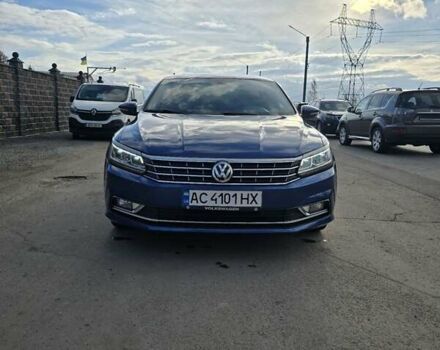 Фольксваген Пассат 2016 в Луцке на Automoto.ua Синий Фольксваген Пассат, объемом двигателя 1.8 л и пробегом 255 тыс. км за 12199 $, фото 5 на Automoto.ua
