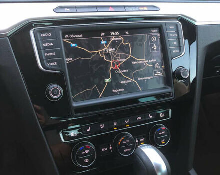 Синій Фольксваген Пассат, об'ємом двигуна 2 л та пробігом 263 тис. км за 16200 $, фото 29 на Automoto.ua