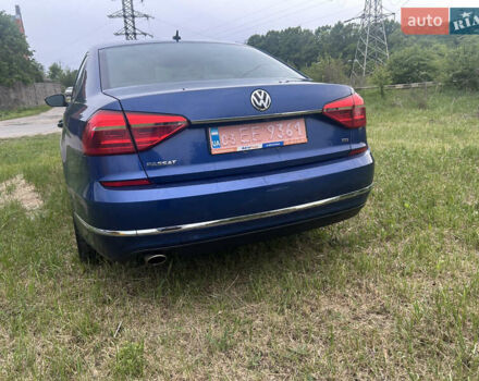 Синій Фольксваген Пассат, об'ємом двигуна 1.8 л та пробігом 270 тис. км за 11800 $, фото 8 на Automoto.ua