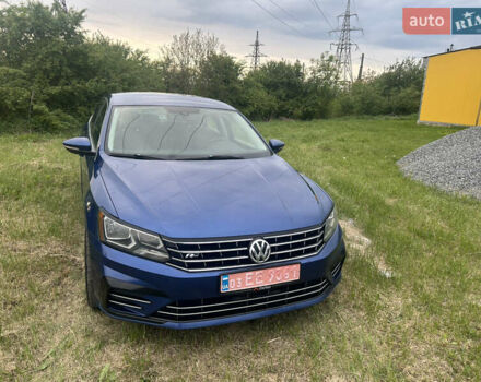 Синій Фольксваген Пассат, об'ємом двигуна 1.8 л та пробігом 270 тис. км за 11800 $, фото 17 на Automoto.ua