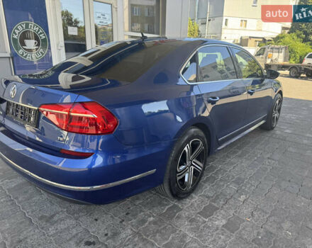 Синий Фольксваген Пассат, объемом двигателя 1.8 л и пробегом 110 тыс. км за 12800 $, фото 4 на Automoto.ua